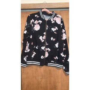 TORRID black floral lightweight jacket